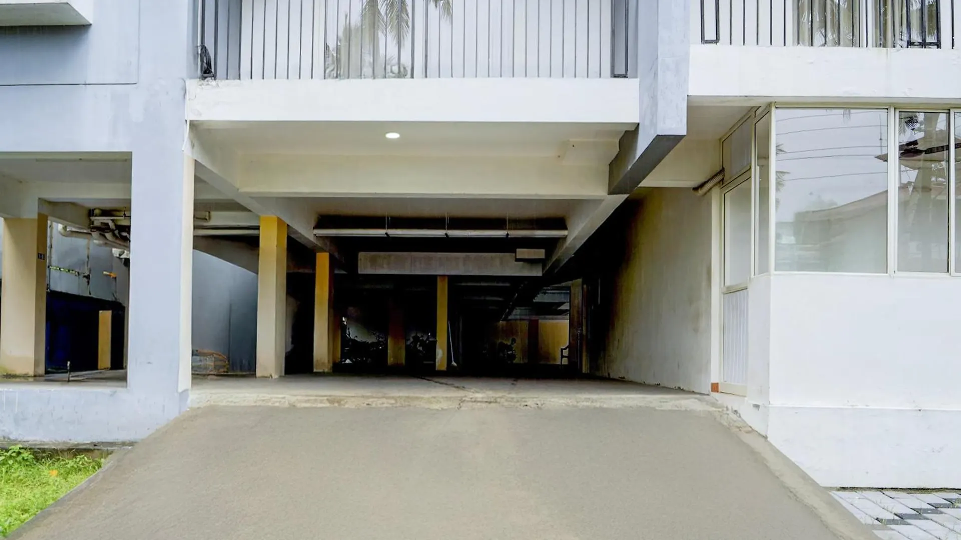 Hotel O Karyavattom Formerly Viswam Greenfield 3*, Thiruvananthapuram India